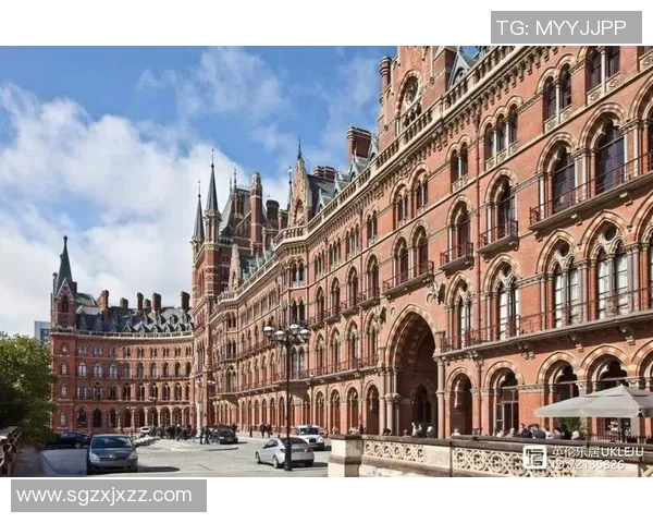 伦敦足球俱乐部的辉煌历程与未来展望：从传统到现代的转变之路